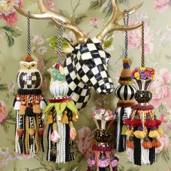 Botanica Tassel