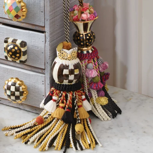 Botanica Tassel