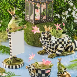 Busy Bee Lantern
