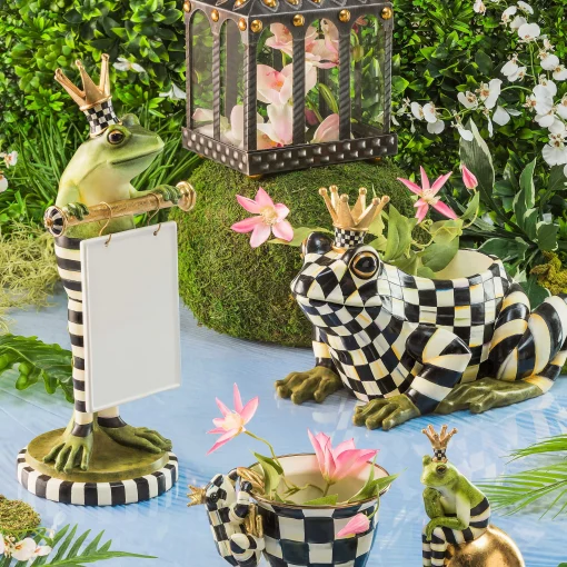 Busy Bee Lantern