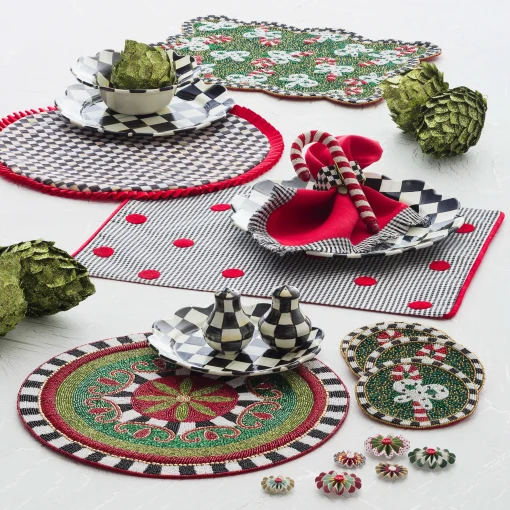 Courtly Check Enamel Petal Salad/Dessert Plate