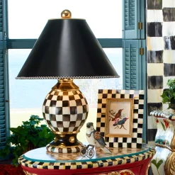 Courtly Check Globe Lamp