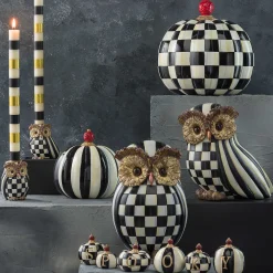 Courtly Check Owl