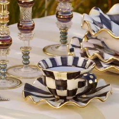 Courtly Check Teacup