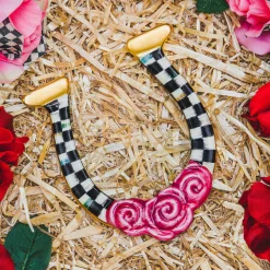 Courtly Horseshoe