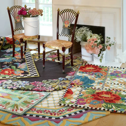 Hitchcock Field Rug - 5'6" Octagon