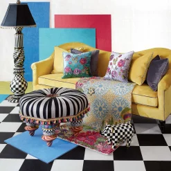 On Wall Street Setting Seat