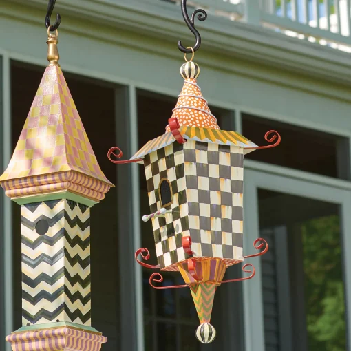 Pagoda Birdhouse