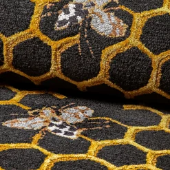 Queen Bee Rug - 6' Octagon